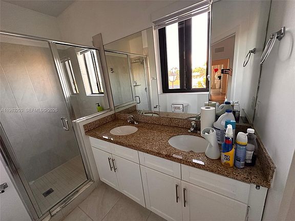 5th image of 13306 SW 250th St