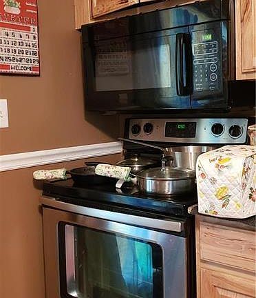 4th image of 1523 N Geronimo Dr