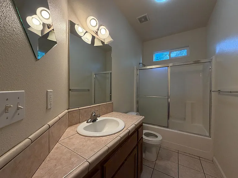 4723 W Clinton Ave #101 — Photo 12