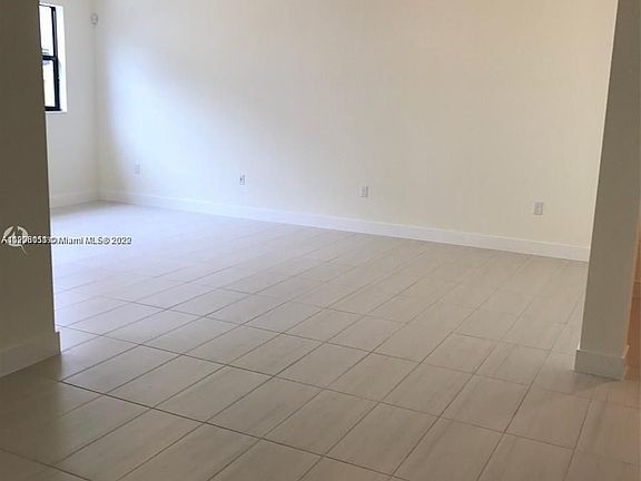 4th image of 10559 NW 78th Ter