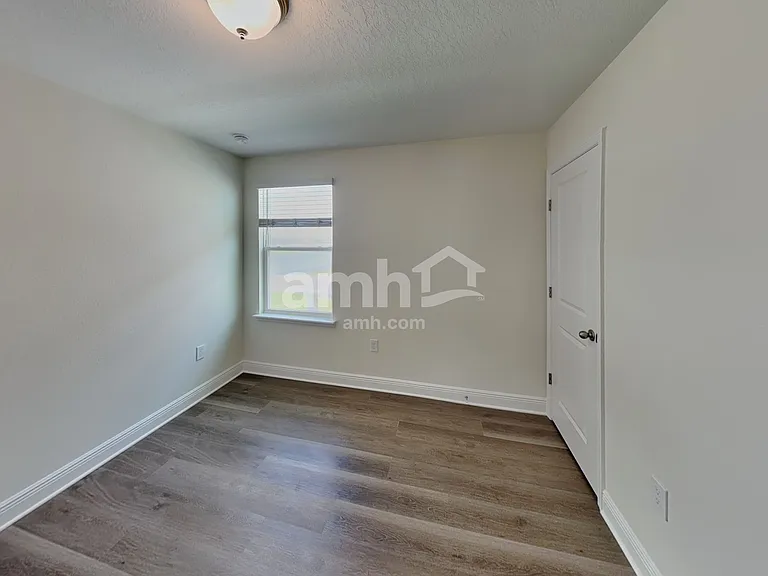 1388 Sky Lakes Dr — Photo 27