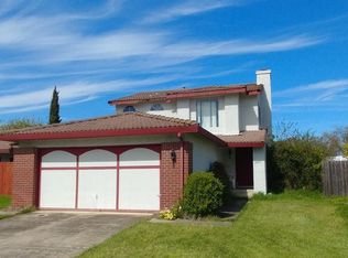 4925 Camino Royale Dr, Sacramento, CA 95823