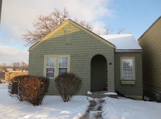 111 N River St, Montgomery, IL 60538