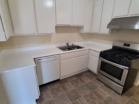 4th image of 1704 W 146th St APT 5