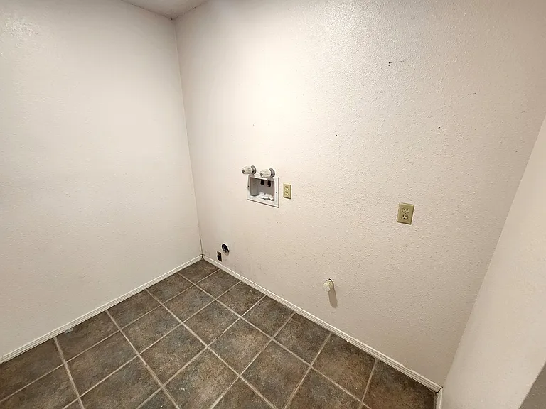 3301 Jupiter Rd — Photo 18