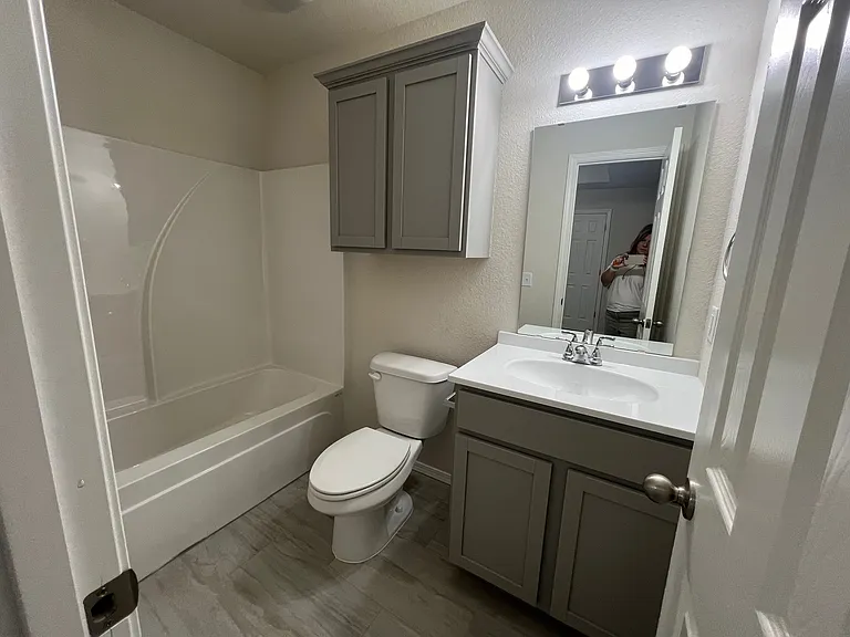 1816 W 23rd Ave — Photo 11