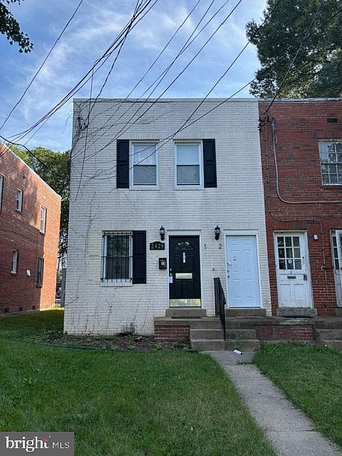1st image of 2429 Irving St SE