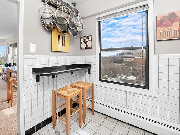 4th image of 4880 N Marine Dr APT 702