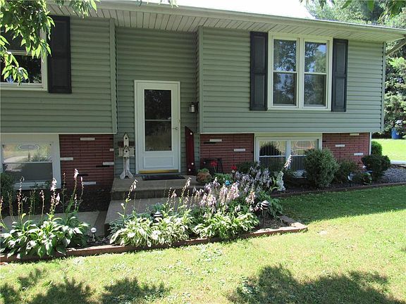 2nd image of 8273 N 300th St