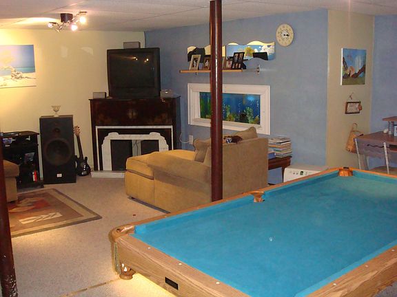 Family Room 2nd view