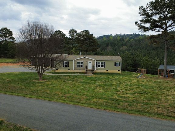 2nd image of 560 S Ridge Line Rd