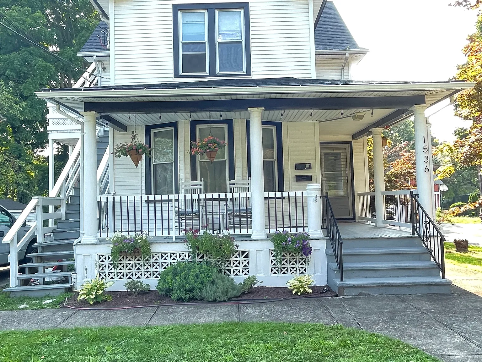 Main St, Stratford — Photo 2