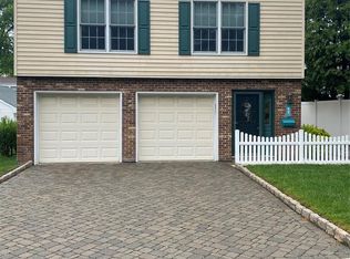82 Virginia Ave, Dumont, NJ 07628