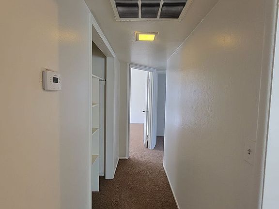 4th image of 913 W Dove Dr