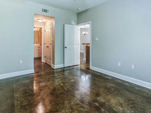 4th image of 12153 Village Maison Dr