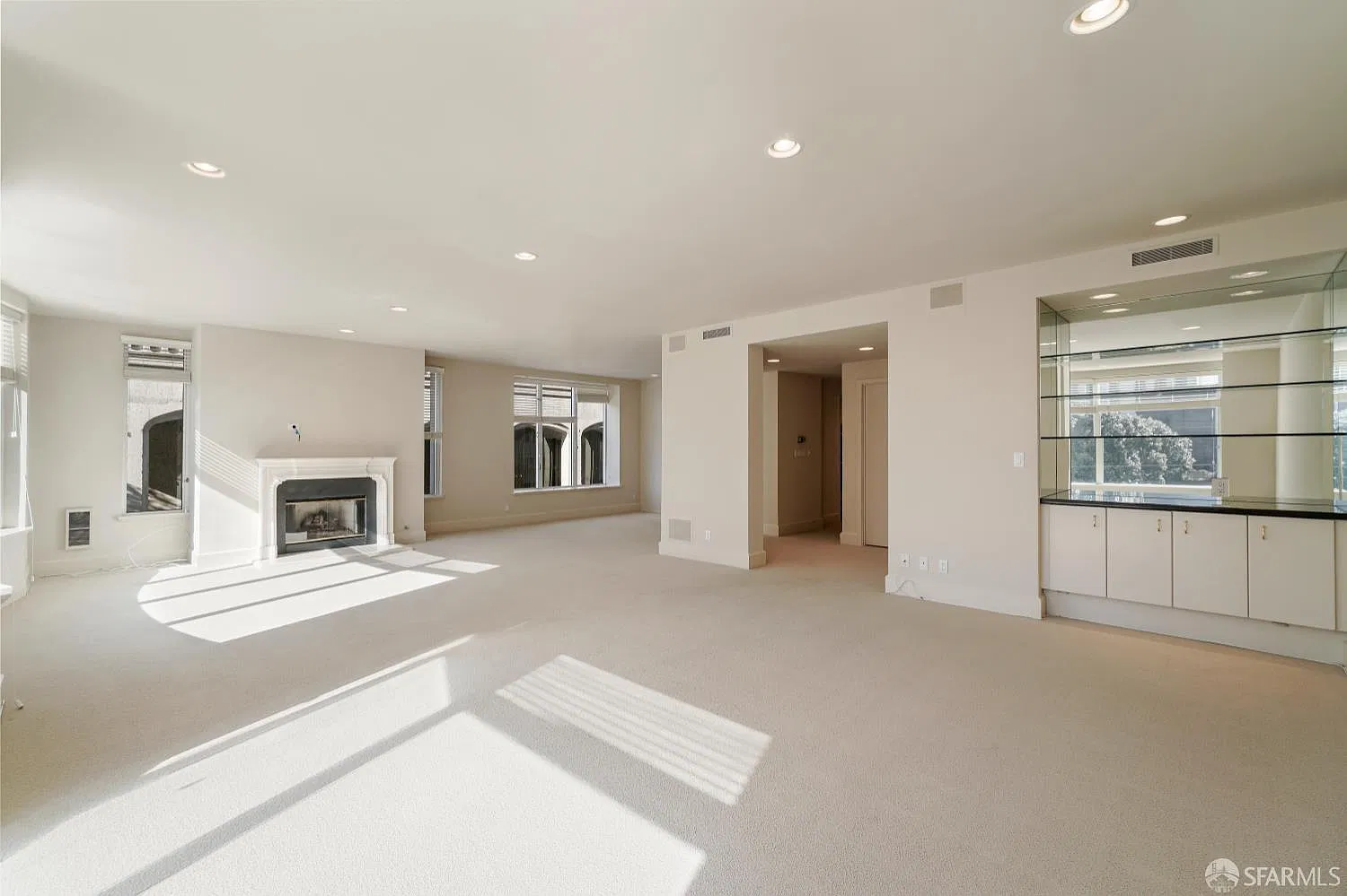 2 bed, 2.0 bath, 1851 sqft, $12,500 — Photo 2