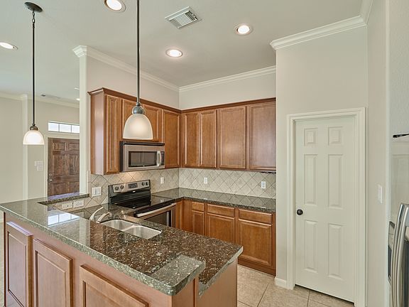 5th image of 2726 Misty Heath Ln