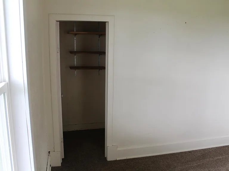 Unit Photo