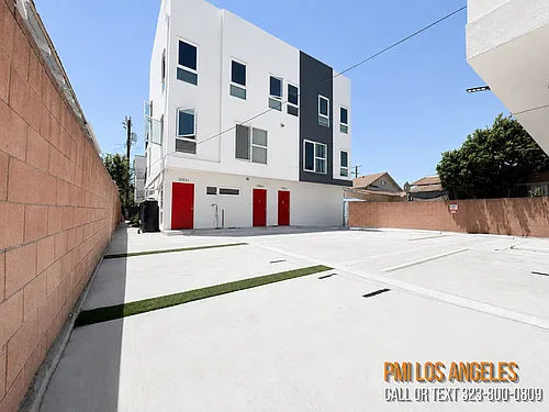 1258 Leighton Ave #B Photo 1