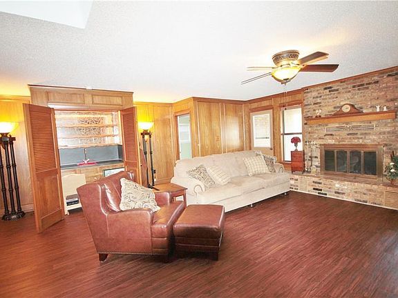 5th image of 1151 Fairway Dr W