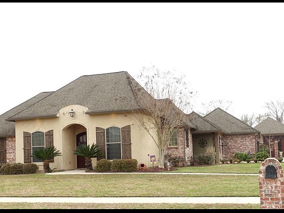 2nd image of 132 Normandie Dr