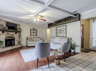 2011 Sandy Ln, Irving, TX 75060