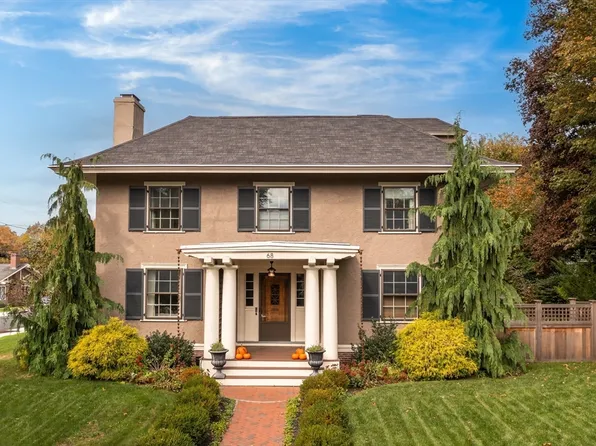 68 Elm St, Andover, MA 01810