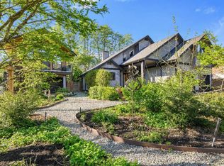 41281 Meadow Ave, Squamish, BC V0N1H0