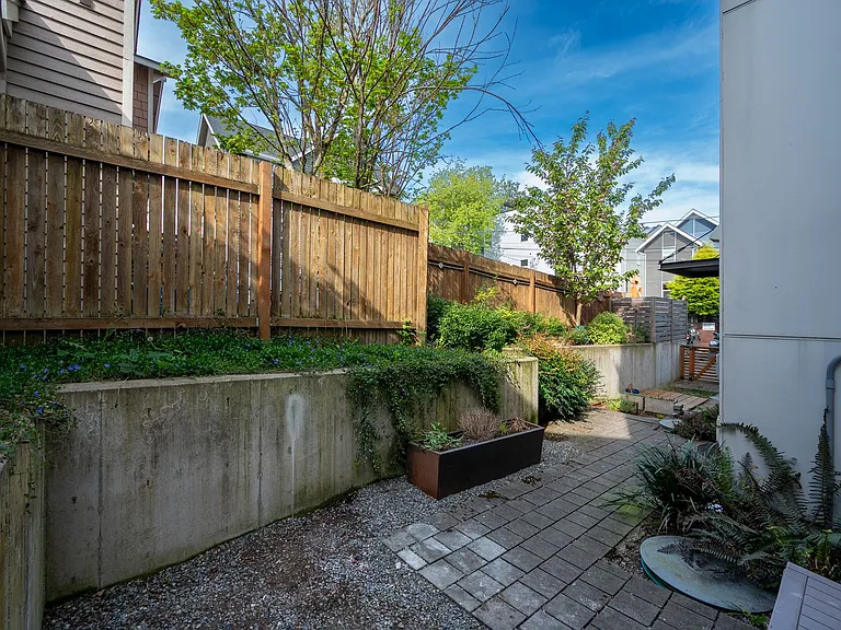 2108 E James St #A — Photo 28