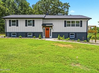 409 Belle Meade Dr, Maryville, TN 37803