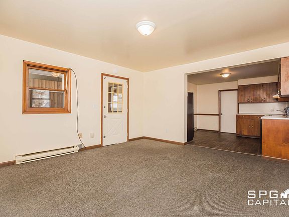 3rd image of 233 E King St #3