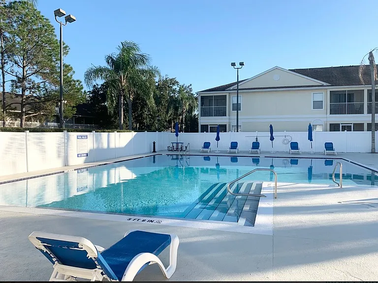 8824 Coral Palms Ct #B — Photo 29
