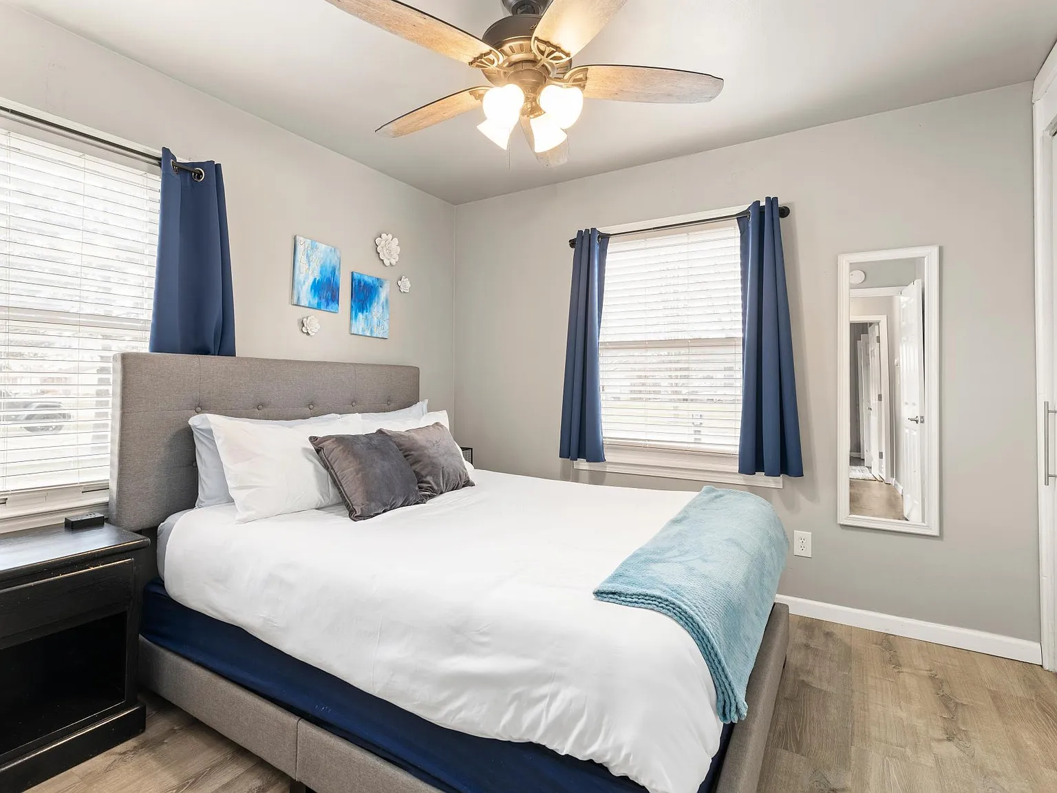 2 bed, 850 sqft, $5,200 — Photo 4