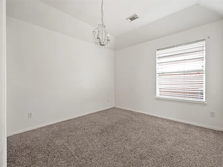 511 Nadia Way — Photo 21