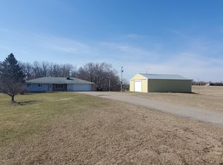 10490 E Lake Ida Ln, Pelican Rapids, MN 56572