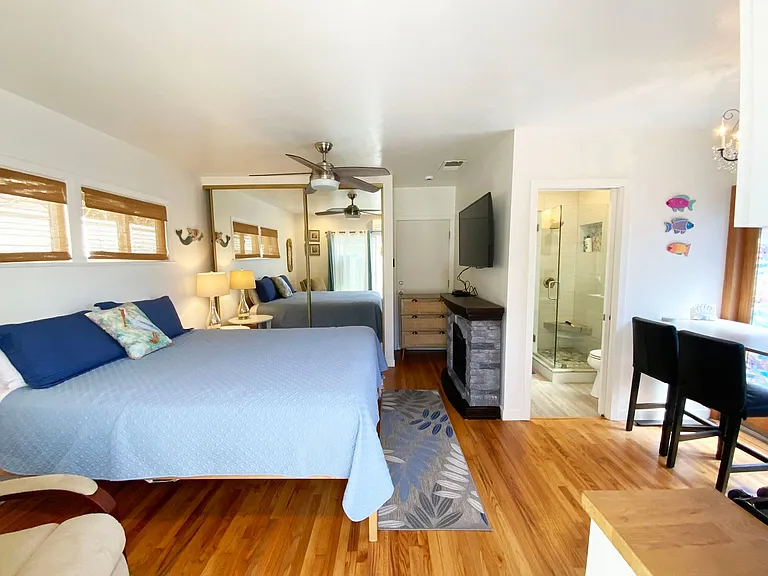 616 Silver Strand Blvd #3 — Photo 2