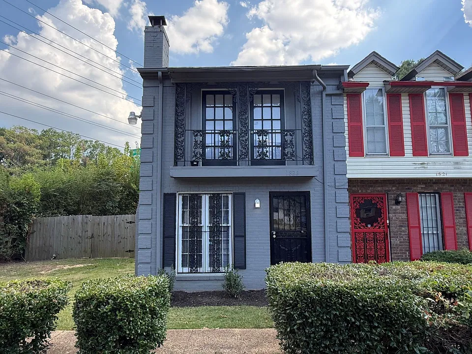 1823 Grovehaven Cir