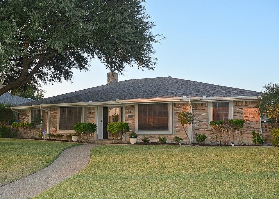 Welcome Home! Directly across from park with neighborhood parking restriction so your view is always clear!