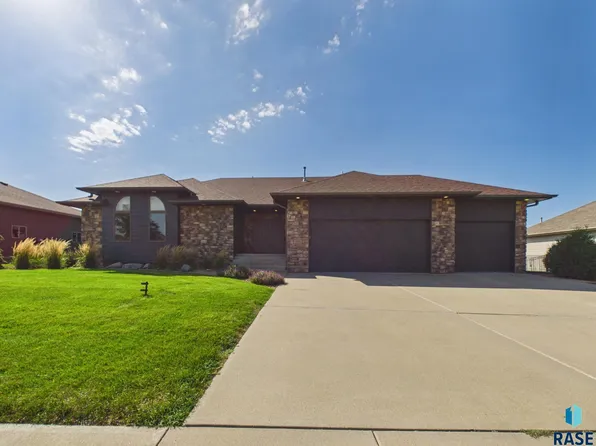 509 S Horizon Cir, Sioux Falls, SD 57106