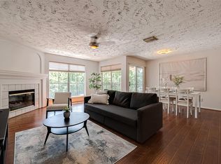 8051 Bay Branch Dr APT 2, Spring, TX 77382