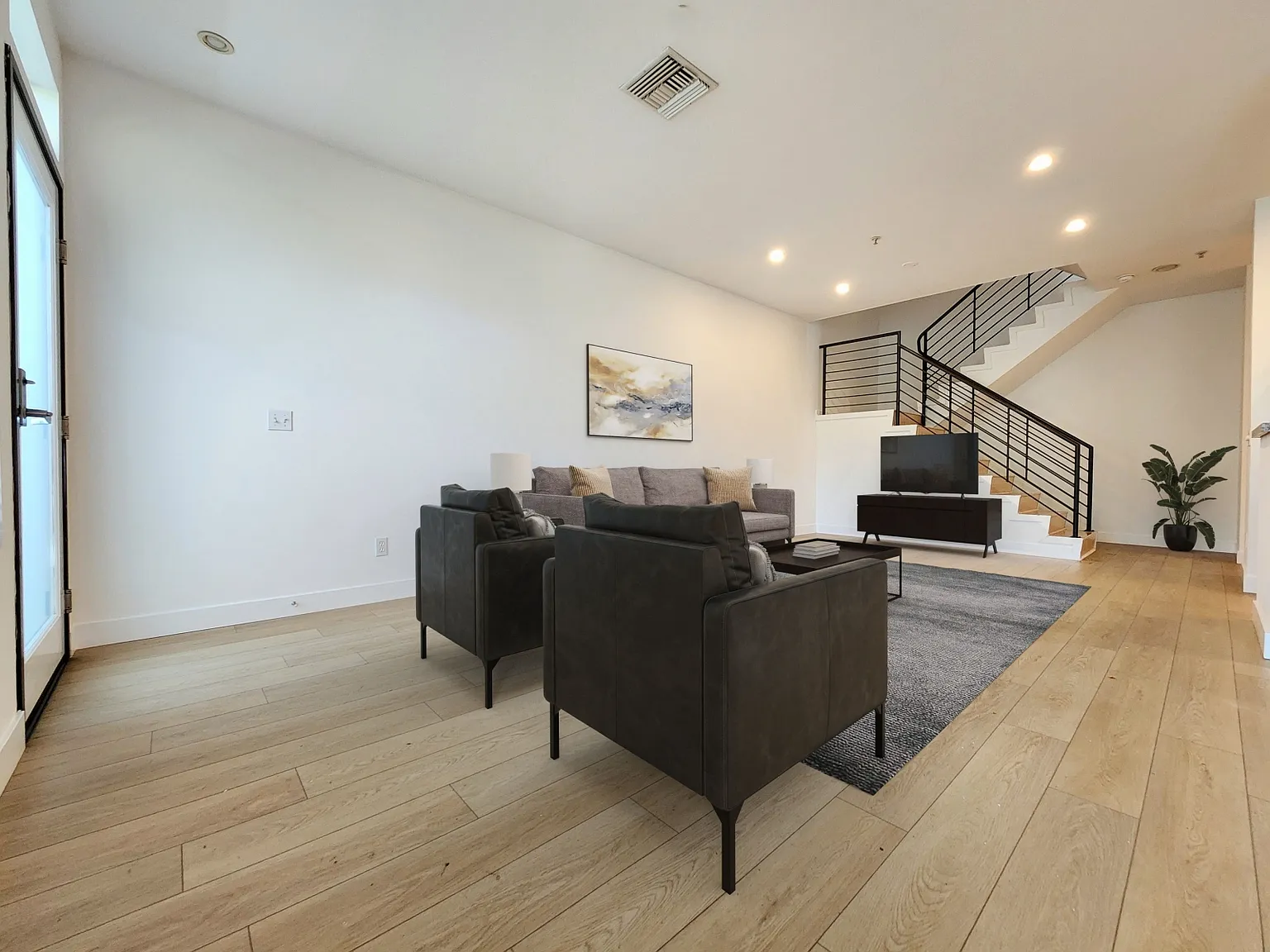 2 bed, 2.5 bath, $6,500 — Photo 3
