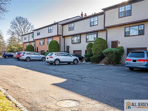 3rd image of 7107 Hana Rd