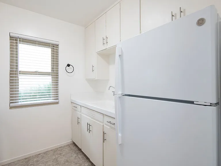7417 Herschel Avenue — Photo 7