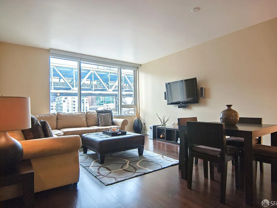 501 Beale St #9E