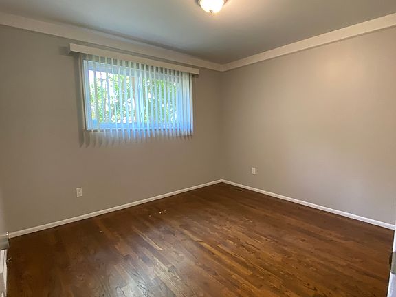 5th image of 26806 Richard Dr