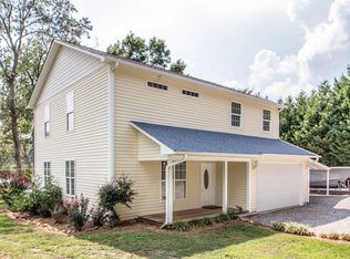2697 Westview Dr, Sherrills Ford, NC 28673