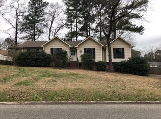 1751 Tahiti Ln, Alabaster, AL 35007