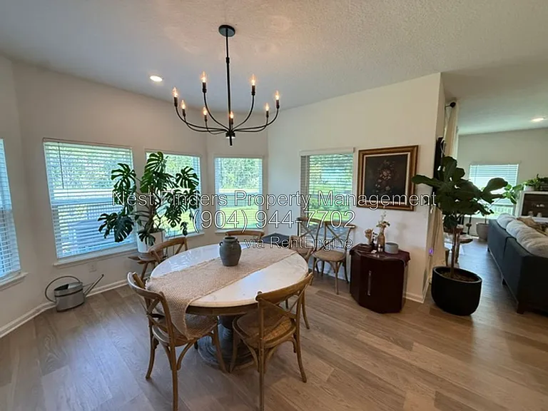 1127 Brook Forest Dr — Photo 14