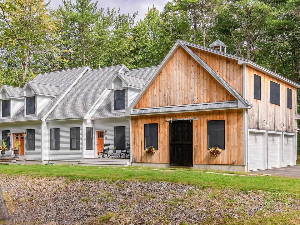 1st image of 10 Merrymeeting Ln