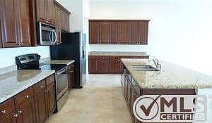 Verano-2-014-Largo-kitchen-web